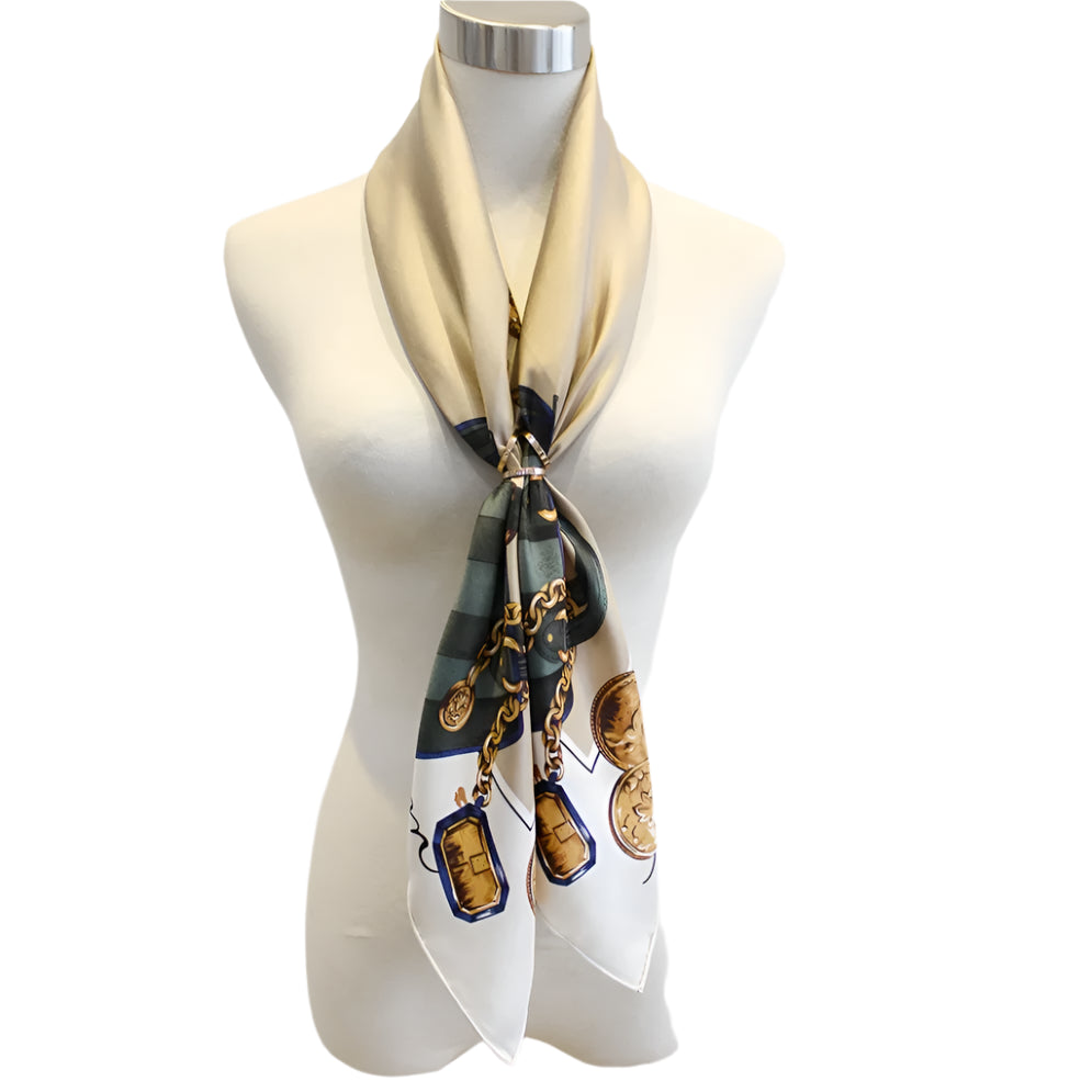Silk Square – Vintage-Inspired Style