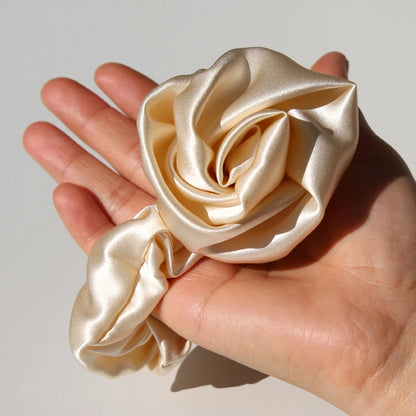 Silk Scrunchies – Vintage Rose Touch