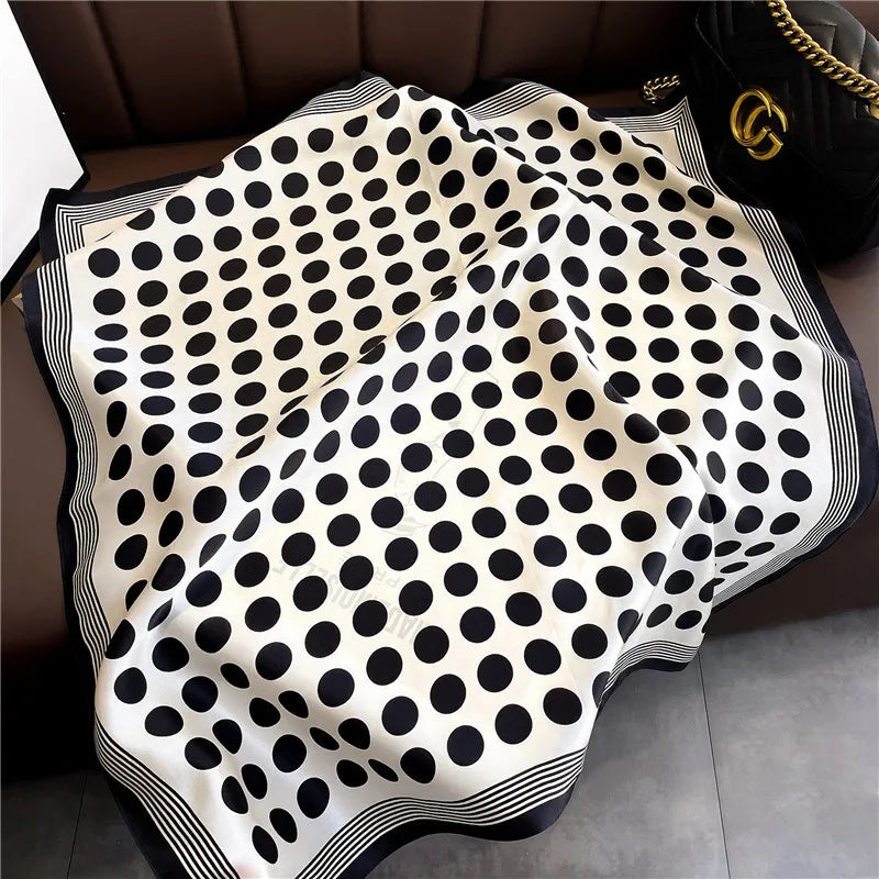 Luxury silk scarf 68x68 cm smooth breathable fabric