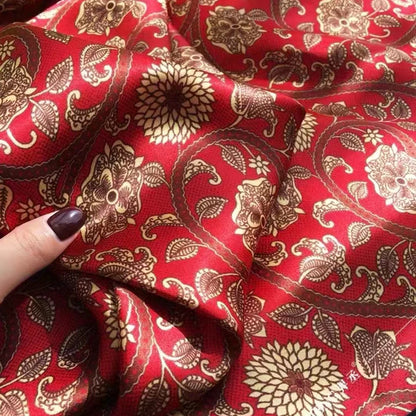 Silk Square – Luxe Elegance Print (106cm)